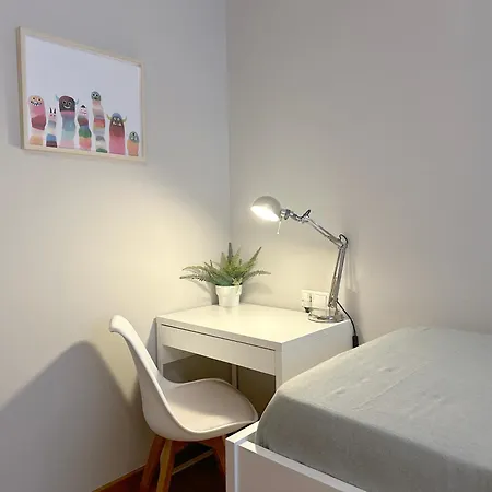 2k - Junto Al Casco Viejo